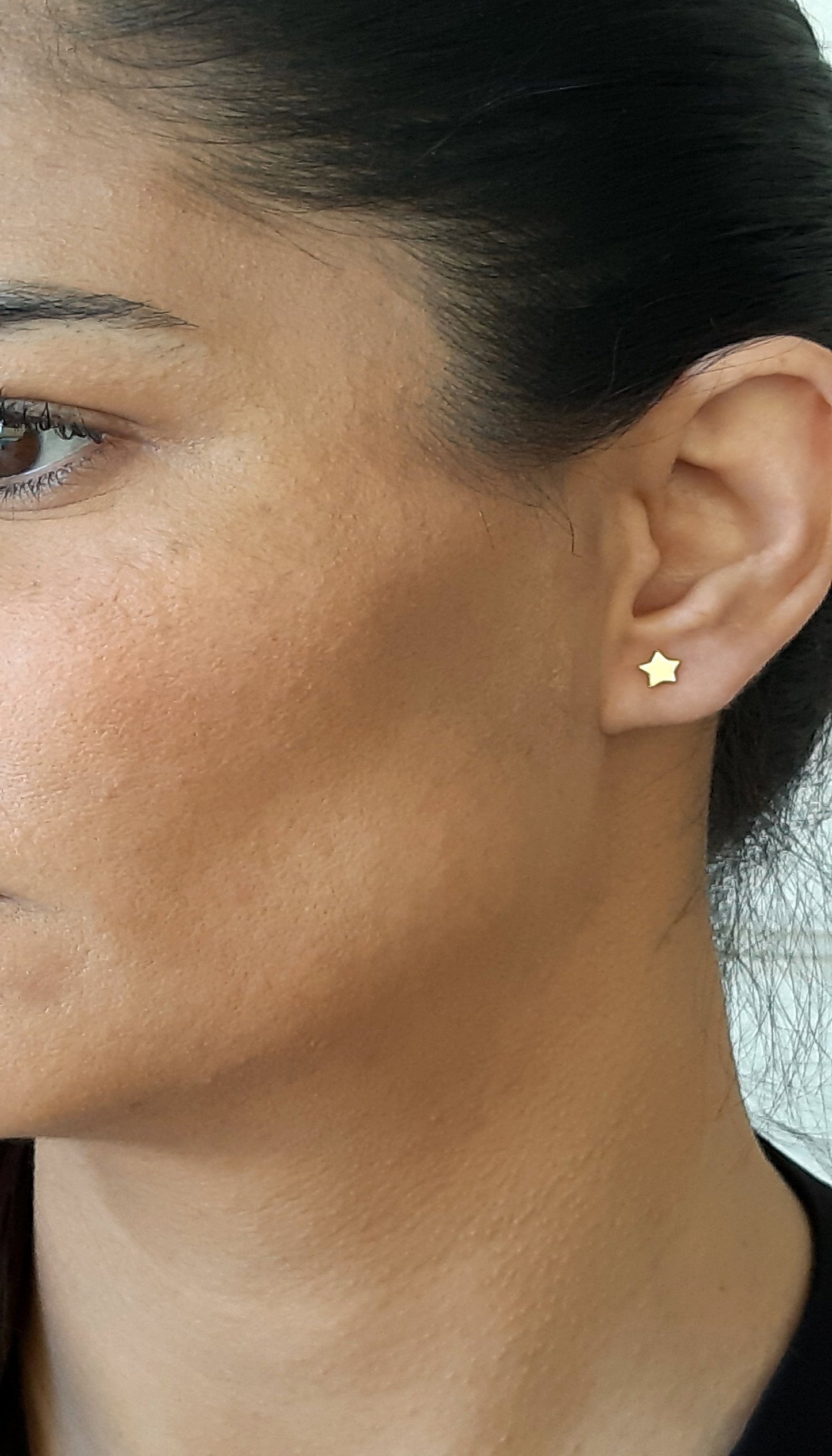 14k solid Gold Star Stud Earrings , minimal earrings