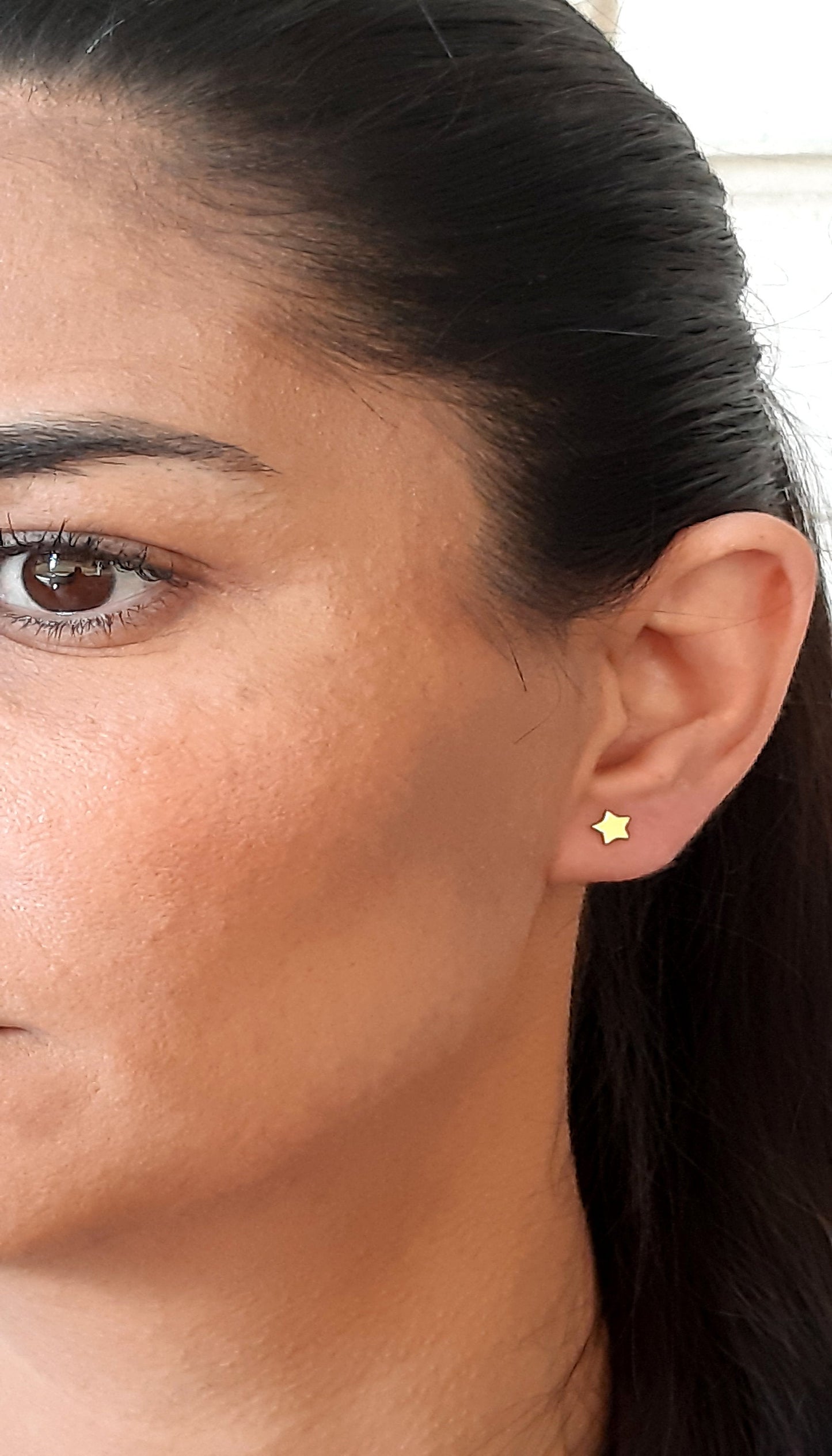 14k solid Gold Star Stud Earrings , minimal earrings