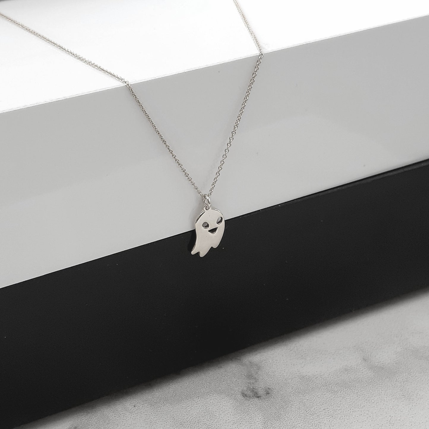 Cute Ghost Necklace, 14K Solid Gold Ghost Charm Necklace, Halloween Gift, Girlfriend Gift, Personalized, Best Friend Gift, Gift For her