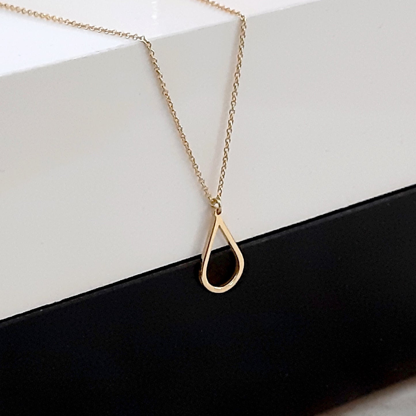 14k yellow Gold Teardrop necklace, solid gold Dainty Thin chain, Teardrop layering necklace, Minimalist necklace 14k layered necklace