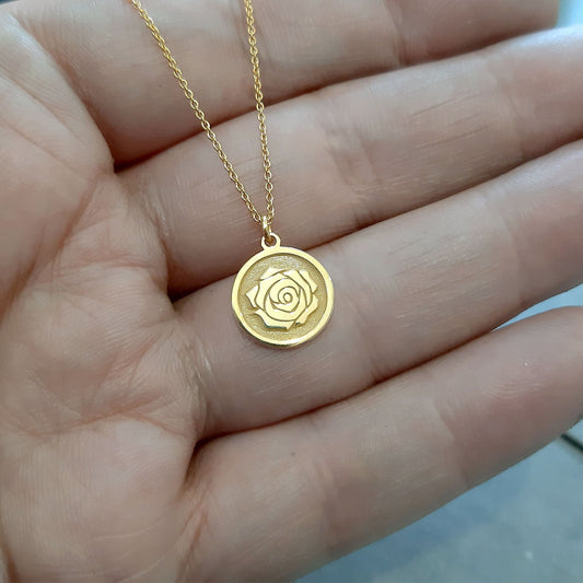 Elegant Engraved Rose Flower Pendant