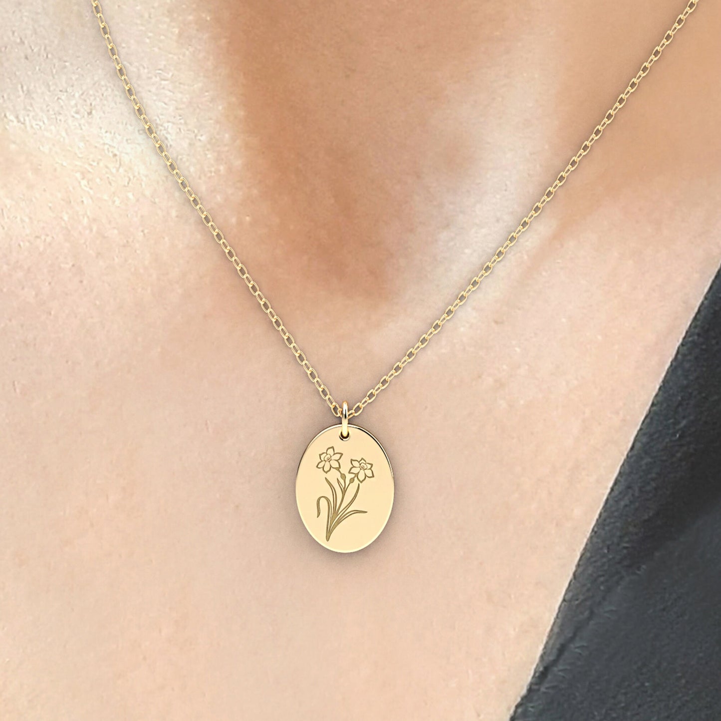 Oval Flower Pendant Necklace  • Real 14k gold necklace  • Custom Engraved Birth Flower Necklace • Personalized Birtday Gifts for her